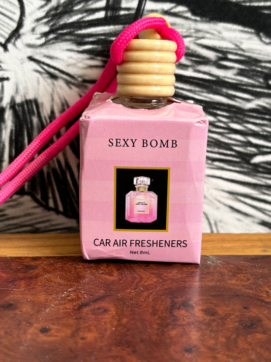 Diffuseur de voiture « sexy bomb »